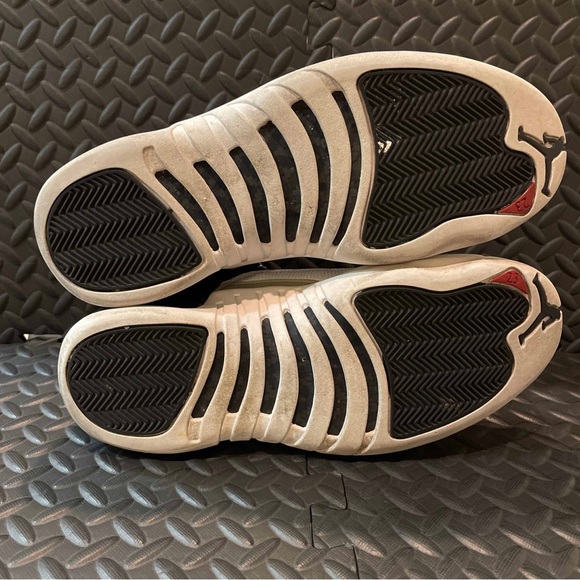 2004 Jordan 12 playoff with box and retro card - Picture 7 of 8